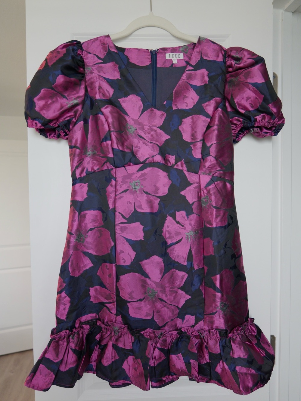 TCEC Navy & Magenta Jaquard Puff Sleeve Mini Dress